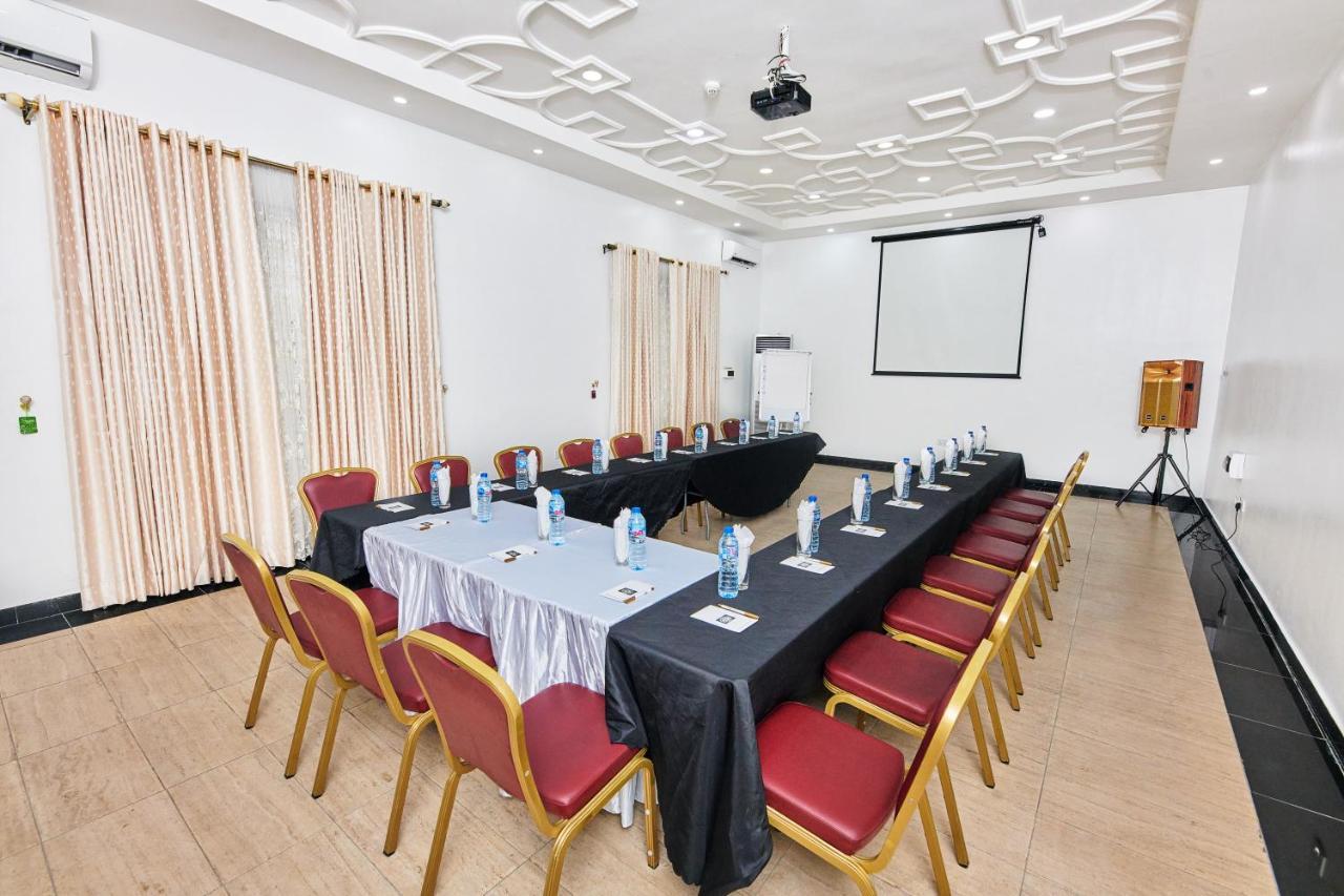 Oak Haven Hotel & Suites Port Harcourt Exteriér fotografie